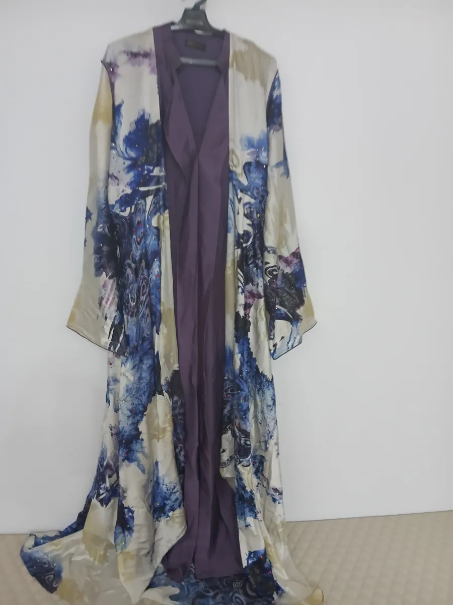أخرى — عباية مناسبه